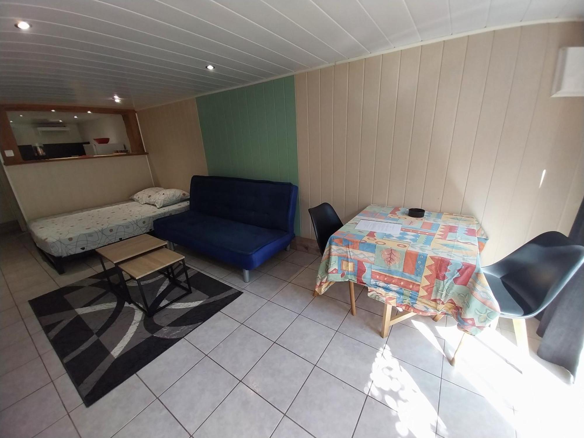 Beau Studio T1 A 30 Km De Paris Saint-Germain-lès-Corbeil Esterno foto